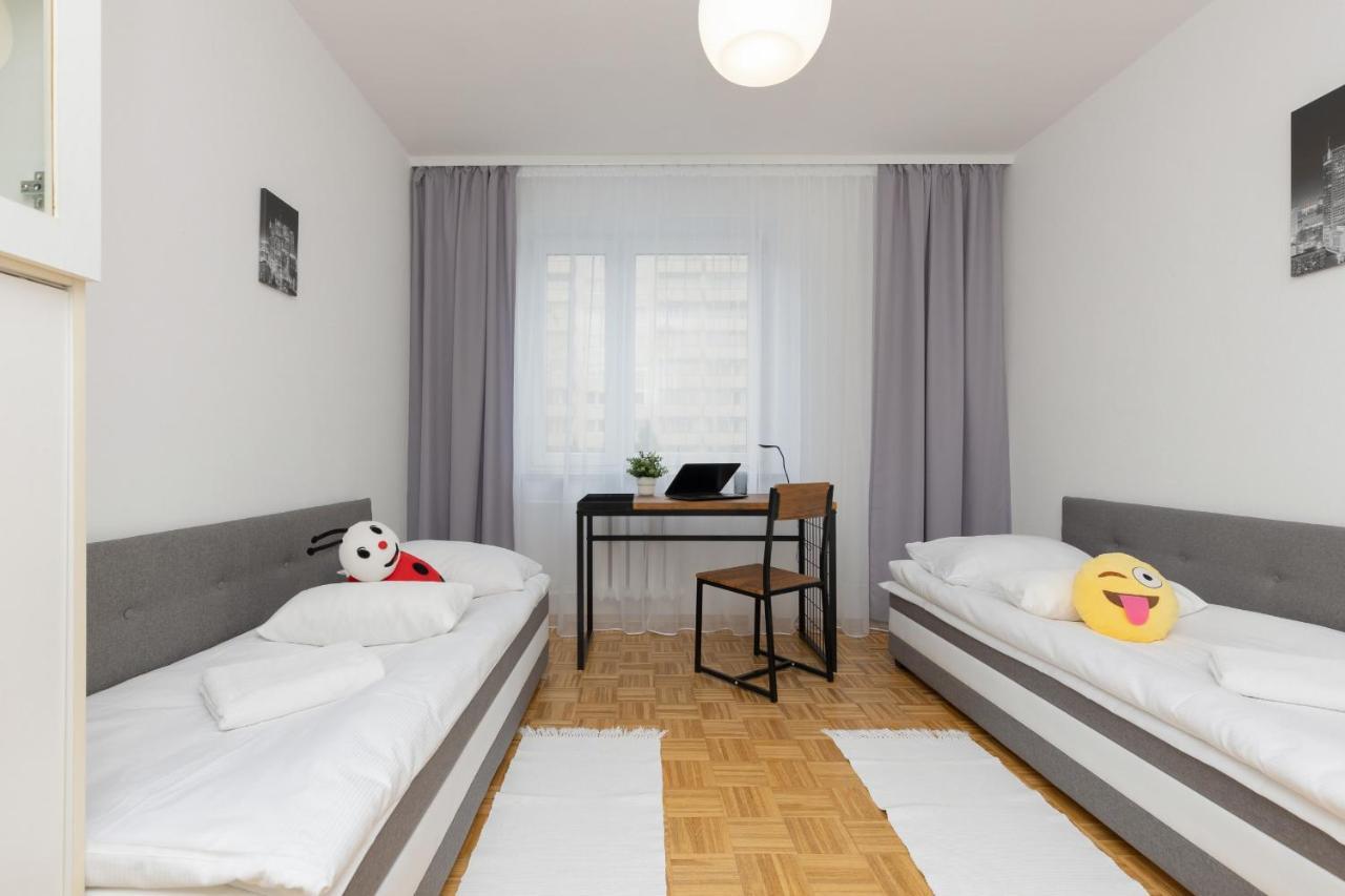 Family Apartment Bogatynska Bemowo By Noclegi Renters Warsaw Exterior photo